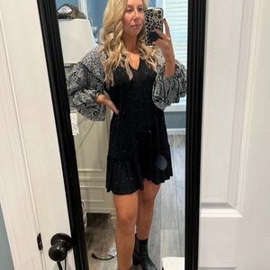 VICI dress, with flowy bell sleeve